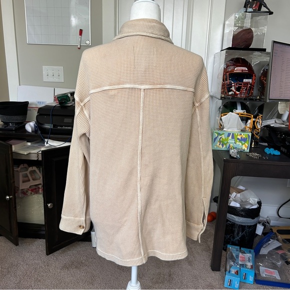 Bagatelle Collection Beige Sand Scout Waffle Knit Long Sleeve Button Down Small - Picture 7 of 14